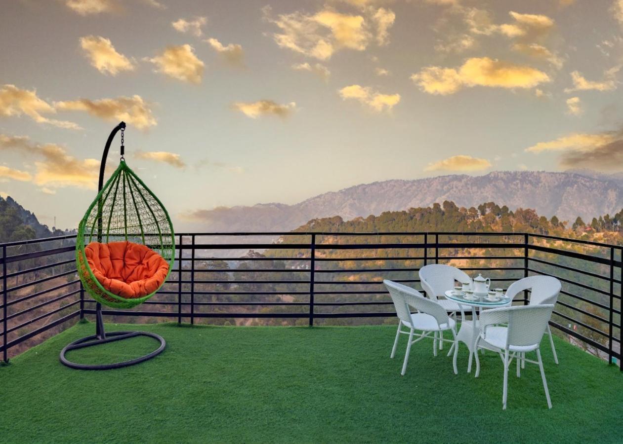 The Himalayan Mansion: Serviced Villa with Open-Air Lawn in Kasauli Exterior photo