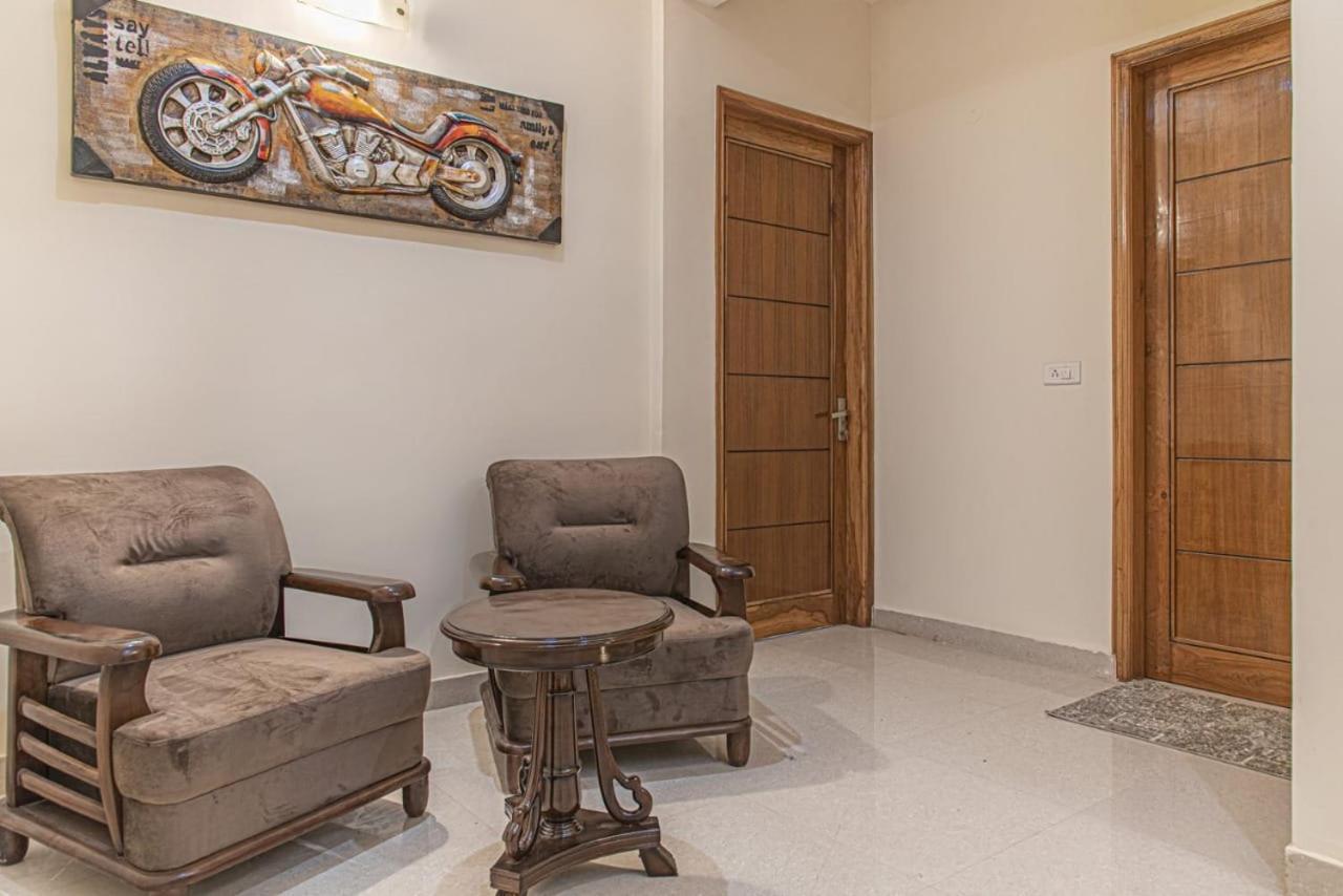 The Himalayan Mansion: Serviced Villa with Open-Air Lawn in Kasauli Exterior photo